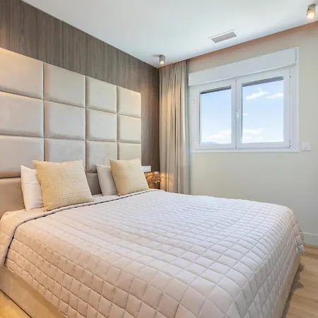 Lägenhet Puerto Blanco - Modern Luxury Estepona